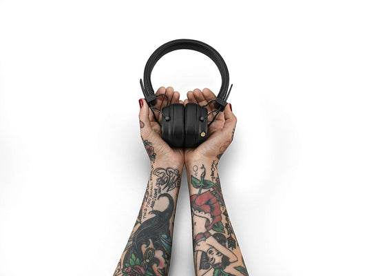 Marshall Major IV Wireless Bluetooth On Ear Headphone with Mic (Black)